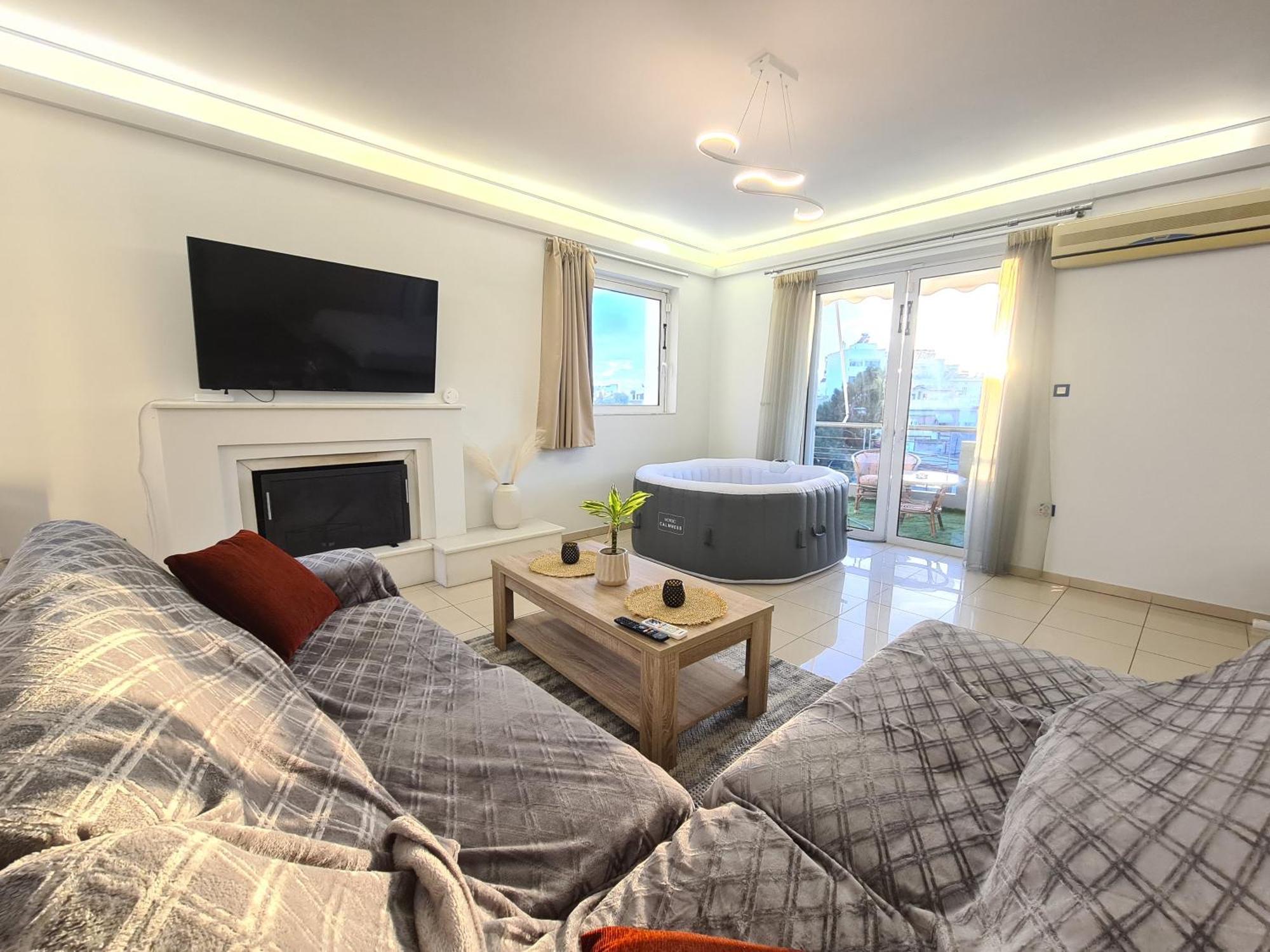 Sunny Home Private Jacuzzi Hydromassage Acropolis & Lycabettus Far View Parking 300M Metro Peristeri Афіни Екстер'єр фото