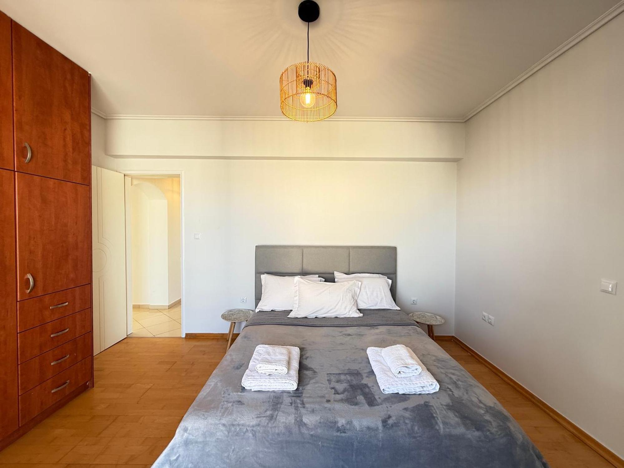 Sunny Home Private Jacuzzi Hydromassage Acropolis & Lycabettus Far View Parking 300M Metro Peristeri Афіни Екстер'єр фото